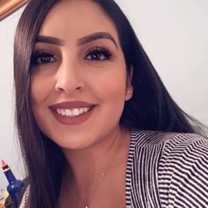 Meet your Posher, Yajaira